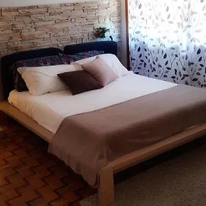  Bed & Breakfast Ellery Queen Italia