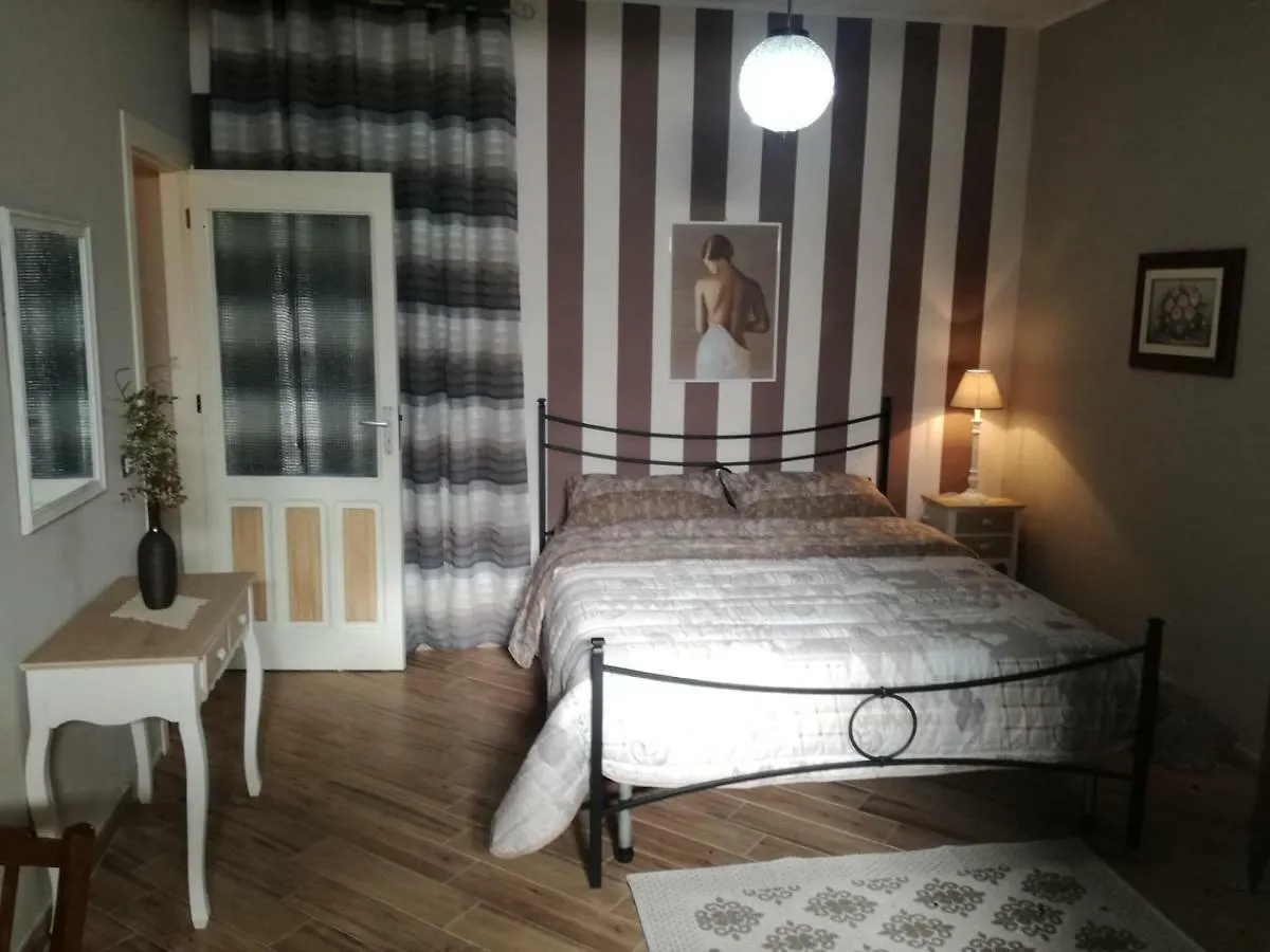 B&B Al Castello San Marco d'Alunzio Italia
